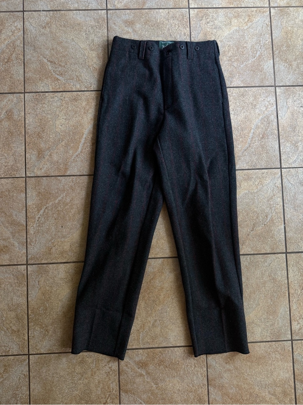 Woolrich Men’s Gray Plaid Wool Pants Outdoorwear Size  34 with Pockets